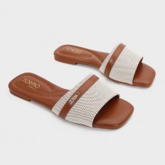 KX2771 Square Toe Flat...