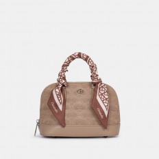 AA012511171 Small bag with...