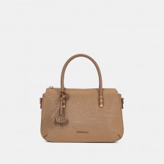 AA012505045  حقيبة صغيرة...