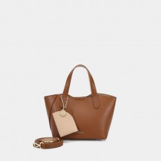 AA012501001 a bag made of...