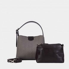 AA012405073 A small bag of...