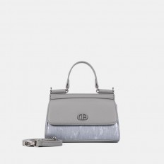 AA012405193 A small trend...