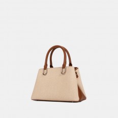 AA012501076  حقيبة متوسطة...