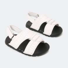 modern sandal for kids