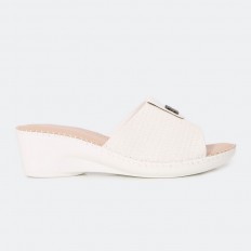 C319 Medical slippers...