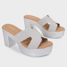 Comfortable platform heel...