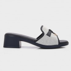 OXQ2227 Trendy Slippers...