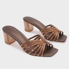 QXQ2372 Wide-heeled...