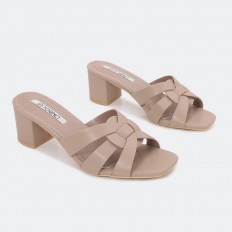 casual slipper with heel