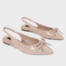 ZS50 flat sandal with a...