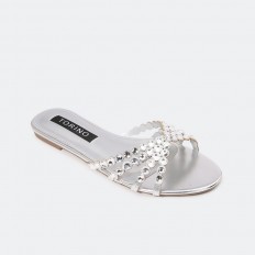 Flat slippers decorated...