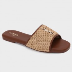 OX3218 Flat Slippers with a...