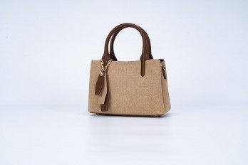 AA012310047 حقيبة أنيقة...