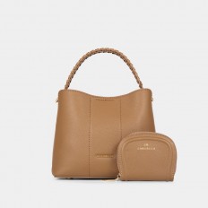 AA012508099 حقيبة صغيرة...