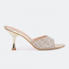 BXQ2143 Heel sleeper with a...