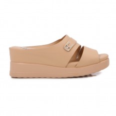 Unique wedge slippers...