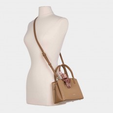 AA012501019 a small bag...