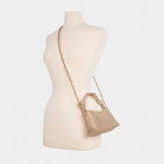 GD012412184 a bag with a...