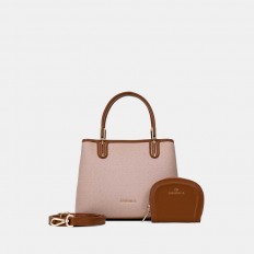 AA012502041 A classic bag...