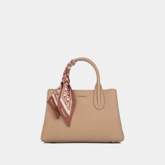 AA012505118 Elegant handbag...