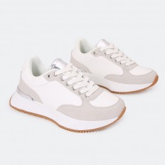 AY679 is a stylish and...