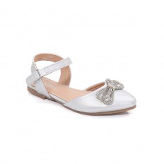 حذاء بناتي لامع مزين بفيونكا