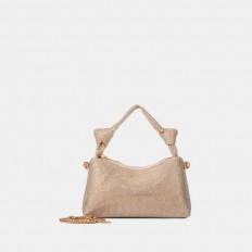 GD012412184 a bag with a...