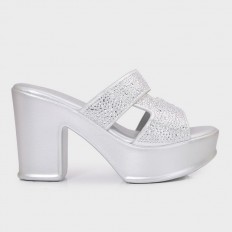 OXQ1859 comfortable...