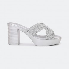 OXQC20 Comfortable platform...