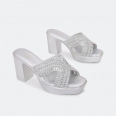 OXQC20 Comfortable platform...