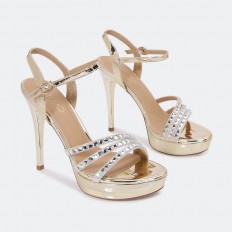 Stylish platform sandals...