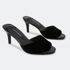 MXQ1870 Trendy heel sandals...
