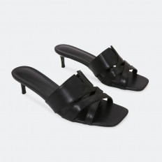 QXQ1936 Casual Low Heel...
