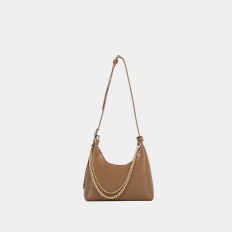 GS012403030 A distinctive...