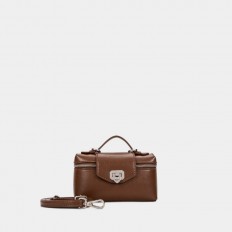 JF012411142 Luxurious bag...