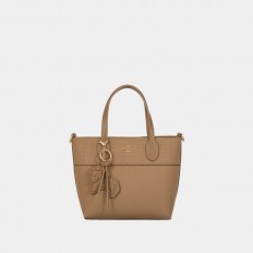 JF012409119 Elegant women's...