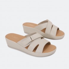 OR698 Rocky slippers...