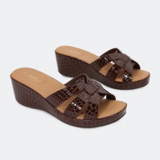 OR723 Rocky heel slippers...