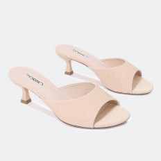 Classic small heel sandals...