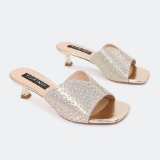 HXQG29 Slippers with a...
