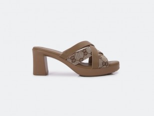 KXQ1731 Everyday Slippers...