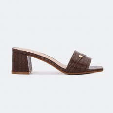 LXQ2565 Wide-heeled...
