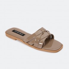 ZX2886 flat sandals with an...
